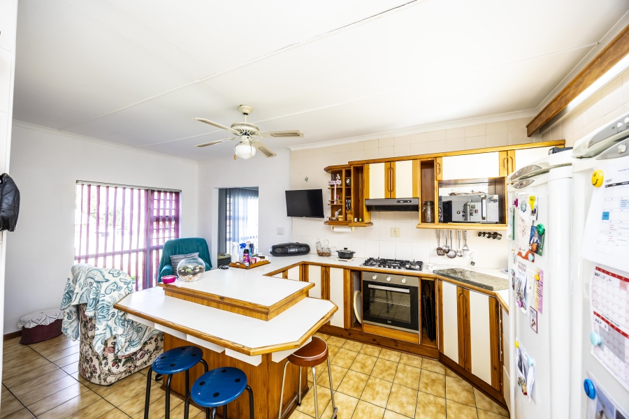 3 Bedroom Property for Sale in Amalinda North Eastern Cape